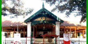 MENINJAU RUMAH PUSAKA RAKYAT KOTA GEDE