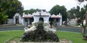 Istana Batu Tulis