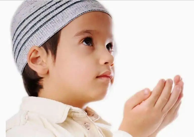 Mengajarkan Bacaan Doa-doa Harian