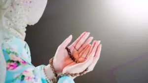 INGAT ALLAH HATI MU AKAN TENANG
