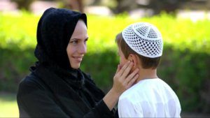 Pesan-pesan Rasullullah tentang tata cara mendidik anak menurut Islam