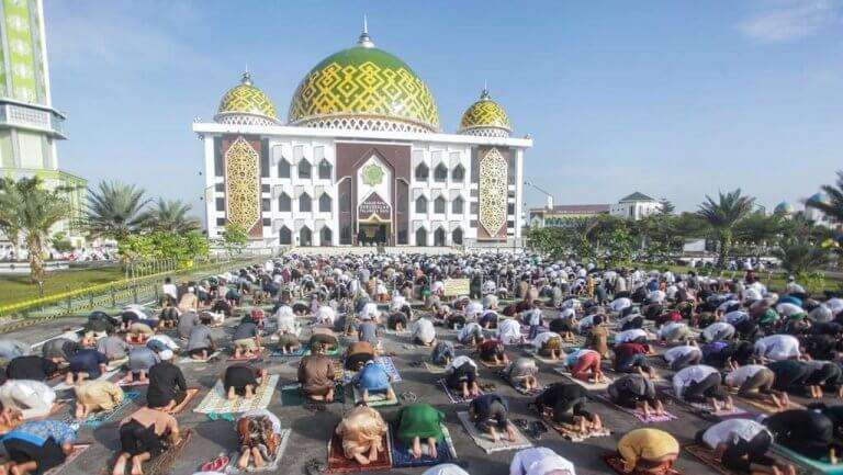 Panduan Sholat Idul Adha : Hukum, Ketentuan, Bacaan, dan Tata Cara