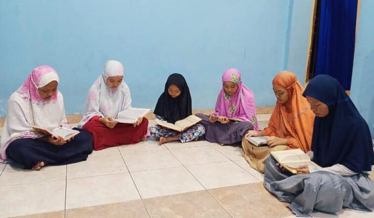 Cara Agar Anak Senang Belajar Membaca Al-Qur'an