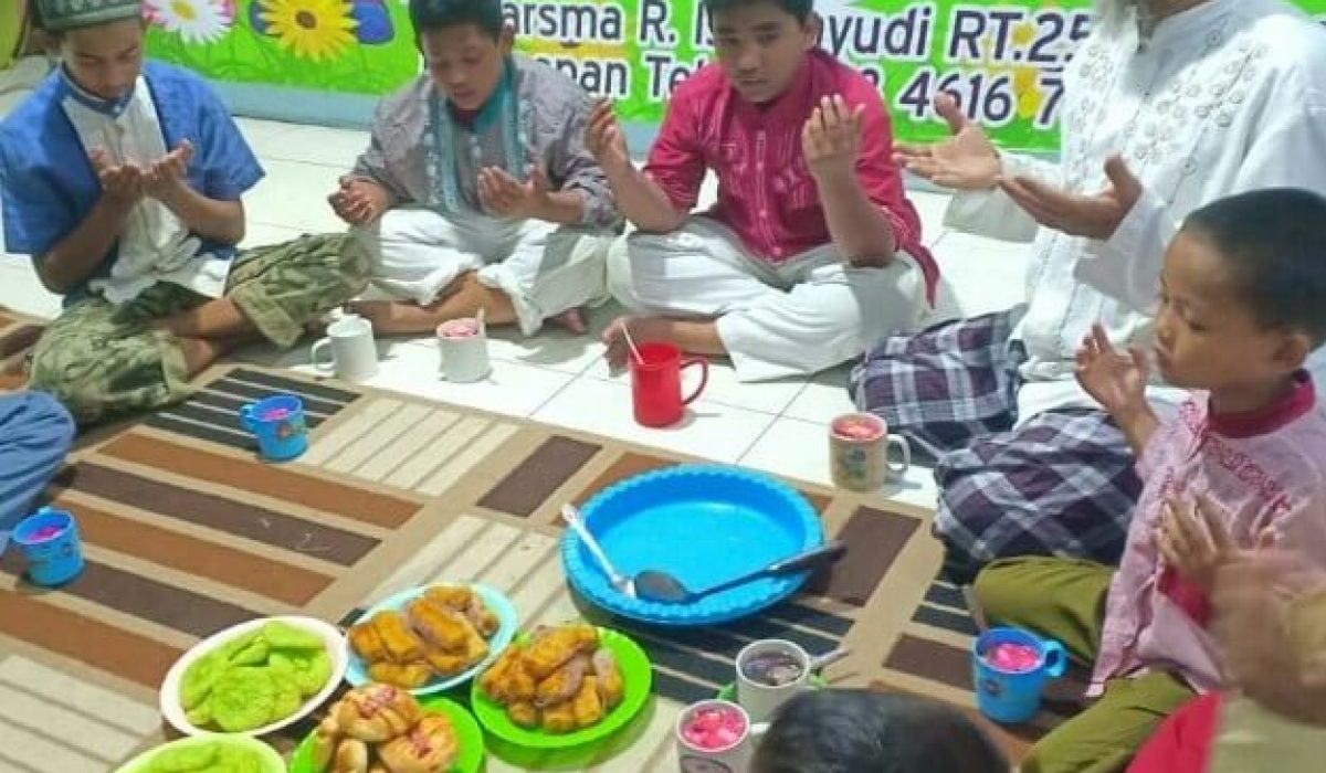 Tips Mendidik Anak Laki-laki dalam Islam